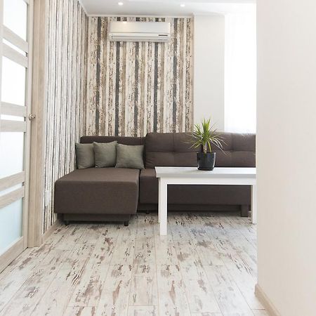 Ferienwohnung Vip Apartmen Sumy Exterior foto